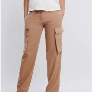 BCBG Women's Wide-Leg Zip Cargo Pant in Camel